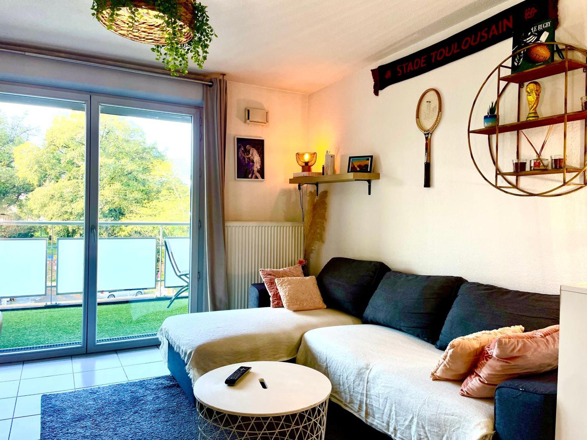 Apartment Bel T3 De 60m2 Avec Parking, Terrasse, Proche Du Metro Et Du Periph Toulouse