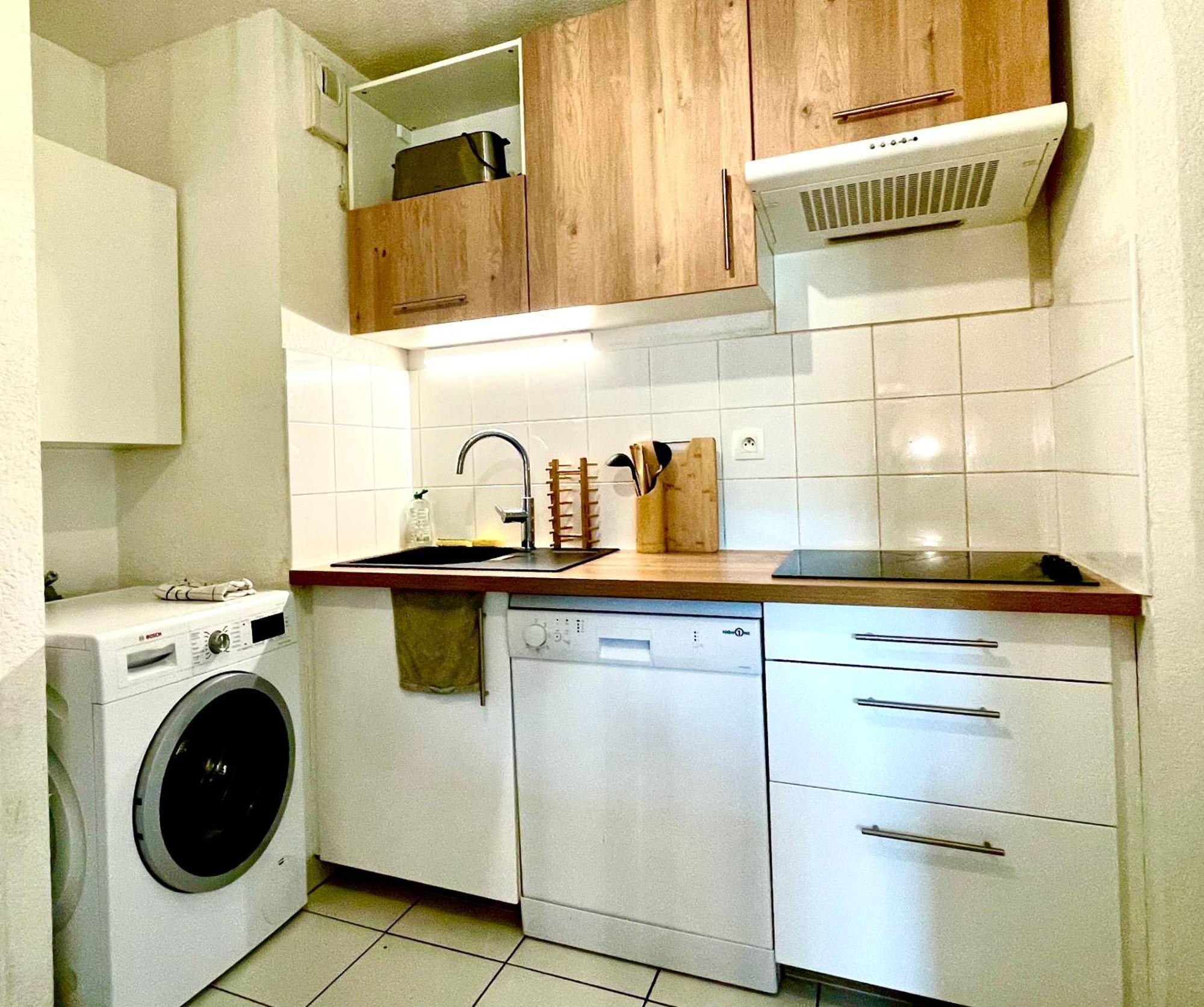 Bel T3 De 60m2 Avec Parking, Terrasse, Proche Du Metro Et Du Periph * Toulouse