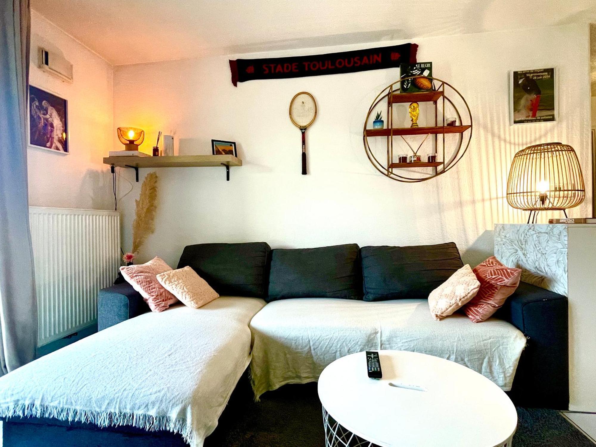 Bel T3 De 60m2 Avec Parking, Terrasse, Proche Du Métro Et Du Périph Appartement